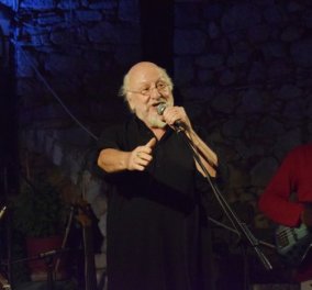 Ο Διονύσης Σαββόπουλος τραγουδάει: Εμείς του 60’ οι ευπαθείς, του Τσιόδρα οι προσφιλείς, ποντάρουμε πως θα΄ναι θριαμβευτής (βίντεο)
