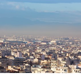 3 καθηγητές υψώνουν τη φωνή: 8.500 χιλ. θάνατοι στην Ελλάδα από μόλυνση της ατμοσφαίρας – Περιμένουμε μεγάλες ζεστές 