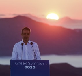 Σαντορίνη: Με θέα την Καλντέρα & το ηλιοβασίλεμα, ο Κυριάκος Μητσοτάκης άνοιξε στον πλανήτη τις πύλες του ελληνικού τουρισμού (Φωτό & Βίντεο)  