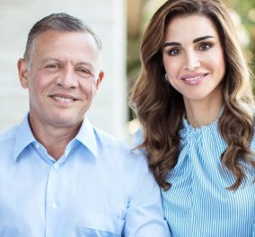 Ο Βασιλιάς της Ιορδανίας Αμπντάλα τρελά ερωτευμένος με την Ράνια μετά από 27 χρόνια γάμου: Την κρατά από το χεράκι & λάμπουν από ευτυχία (φωτό)
