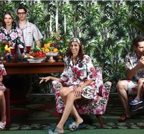 Dolce & Gabbana: Υπέροχες πυτζάμες για όλη την ημέρα μέσα στο σπίτι – Τα εμβληματικά τριαντάφυλλα (Φωτό) 