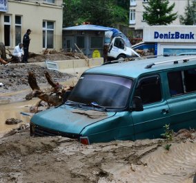 Τουρκία: Πέντε άνθρωποι έχασαν τη ζωή τους από πλημμύρες - 12 αγνοούνται (φωτό)