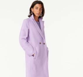 23 παλτό για τον ερχόμενο χειμώνα από δέρμα ή ύφασμα, καμηλό ή μπεζ, βινύλιο ή μπουφάν – Για όλα τα γούστα