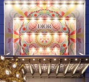 Ο οίκος Dior φωταγώγησε & διακόσμησε χριστουγεννιάτικα όλα τα κλειστά μαγαζιά του σε όλο τον κόσμο – Εκπληκτικοί στολισμοί (Φωτό & Βίντεο) 