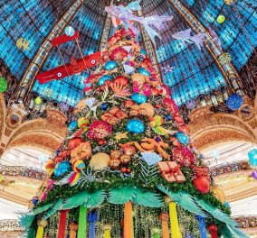 Τα Χριστούγεννα 2020 ήρθαν στις Galleries Lafayette στο Παρίσι: Το περίφημο δέντρο στολίστηκε, οι βιτρίνες παραμυθένιες κι ας είναι κλειστό το μαγαζί (Φωτό & Βίντεο) 