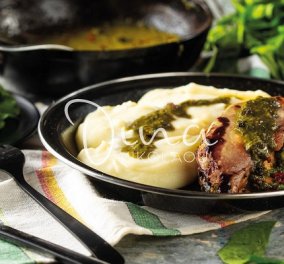 Μια απίθανη συνταγή από την Ντίνα Νικολάου: Κοτόπουλο γεμιστό με σπανάκι και γραβιέρα σε γλυκόξινη σάλτσα