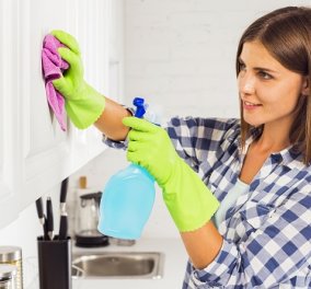 Σπύρος Σούλης: Έτσι θα καθαρίσετε την κουζίνα σας μέσα σε 20 μόλις λεπτά 