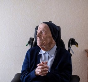 Αδελφή Andrè ετών 117: Η καλόγρια που νίκησε τον κορωνοϊό - Τα κατάφερε ο γηραιότερος άνθρωπος της Ευρώπης (βίντεο)