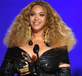 Γυναικεία υπόθεση τα Grammys 2021: Beyoncé και Taylor Swift έγραψαν ιστορία - Οι μεγάλοι νικητές (φωτό & βίντεο)