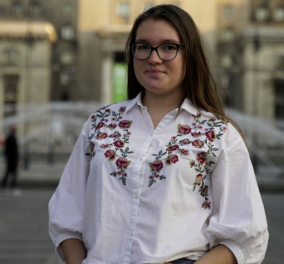 Τopwoman η 17χρονη Krystyna Paszko από την Πολωνία - Έφτιαξε ψεύτικο eshop καλλυντικών & βοήθησε θύματα ενδοοικογενειακής βίας (φωτό) 