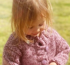 Η 2χρονη κόρη της Kate Hudson «παλεύει» για το παγωτό της: Η στιγμή που η μαμά πάει να της πάρει το κουτάλι, αλλά εκείνη… (βίντεο)
