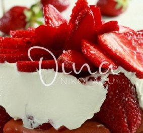  Δροσερό τιραμισού με φράουλες από τη Ντίνα Νικολάου - Το απόλυτο ανοιξιάτικο γλυκό 