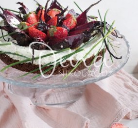 Cheesecake με ψητά παντζάρια & φράουλες - Εκρηκτικός συνδυασμός γεύσεων στο τέλειο ορεκτικό της Ντίνας Νικολάου 