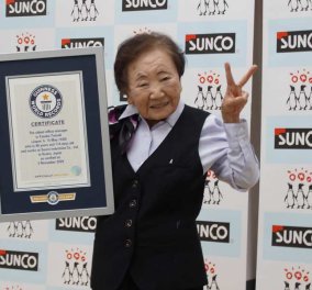 Story of the day: 90χρονη Γιαπωνέζα κατέρριψε παγκόσμιο ρεκόρ Γκίνες - Είναι η γηραιότερη διευθύντρια γραφείου στον κόσμο (φωτό - βίντεο)