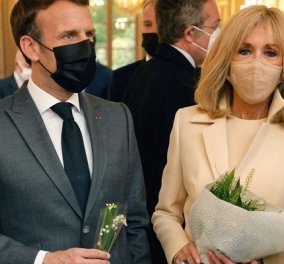 Η Brigitte και ο Emmanuel Macron υποδέχτηκαν τον Μάιο με το εθνικό τους λουλούδι, το Muguet: 60 εκατ αναμένεται να πουληθούν φέτος (φωτό)
