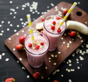 Το γευστικό smoothie που φτιάχνει ο Δημήτρης Σκαρμούτσος: Ένα super ρόφημα με φράουλα – μπανάνα και βρώμη που πρέπει να δοκιμάσετε 