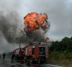 Ανεξέλεγκτη η φωτιά στην Αττική - Έκρηξη σε εργοστάσιο στις Αφίδνες - Παραδόθηκε στις φλόγες το Κρυονέρι - Σοκαριστικές εικόνες & βίντεο 