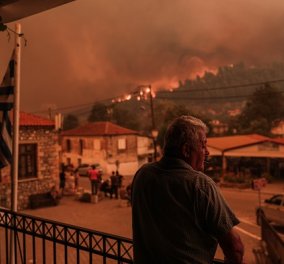 Φωτιά στην Εύβοια: Καίγονται σπίτια στο Πευκί - που υπάρχουν ενεργά μέτωπα - «μέχρι αύριο θα έχει λήξει ο πύρινος εφιάλτης» (φωτό & βίντεο)