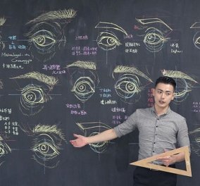 Story of the day: «Τρελός» καθηγητής σχεδιάζει στον μαυροπίνακα ολόκληρα μαθηματικά συστήματα ή σκελετούς με τρομακτικές λεπτομέρειες, σαν κομπιούτερ (φωτό)