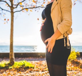 Κορωνοϊός - μελέτη ΕΚΠΑ: Ασφαλή τα mRNA εμβόλια για έγκυες, θηλάζουσες ή γυναίκες που σκοπεύουν να γίνουν μητέρες