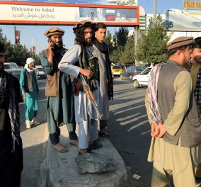 Με κομμένη την ανάσα ο πλανήτης παρακολουθεί όσα δραματικά συμβαίνουν στην Καμπούλ -  Συγκλονιστικά βίντεο από το αεροδρόμιο  -  5 νεκροί  