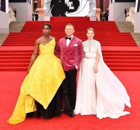 Η πρεμιέρα του James Bond: Ο 007 με φούξια, βελούδινο σακάκι κατατρόπωσε σε εμφάνιση τα Bond girls, στο κόκκινο χαλί (φωτό & βίντεο)