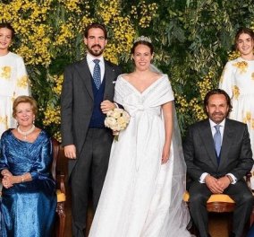 Οι οικογενειακές φωτό μετά τον γάμο: Ο τέως βασιλιάς Κωνσταντίνος & η Άννα Μαρία με το νιόπαντρο ζευγάρι, τα παιδιά & τα εγγόνια τους