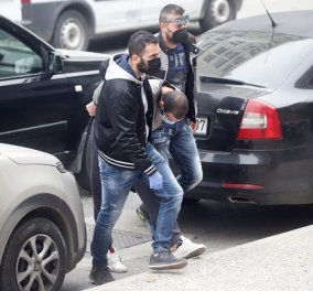 Φονική ληστεία στη Θεσσαλονίκη: «Το όπλο εκπυρσοκρότησε» λέει ο 27χρονος κατηγορούμενος (φωτό & βίντεο)