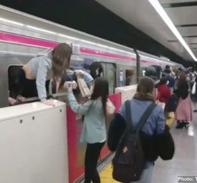 Ντυμένος Joker ο δράστης της επίθεσης με οξύ σε τρένο: Πηδούσαν από τα παράθυρα οι επιβάτες (φωτό & βίντεο)