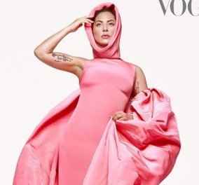 Η Lady Gaga ολόγυμνη στην Vogue ή ντυμένη με τουαλέτες - υπερπαραγωγή (φωτό)