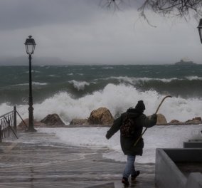 Κύμα κακοκαιρίας πλήττει τη χώρα: Τεράστια κύματα, χιόνια και προβλήματα από τις ισχυρές βροχές (βίντεο)