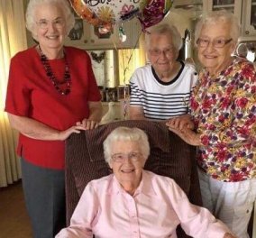 Το πιο συγκινητικό χριστουγεννιάτικο story: 4 αδερφές επισκέφτηκαν την 5η λίγο πριν «φύγει» - η αγάπη την κράτησε στη ζωή (φωτό)
