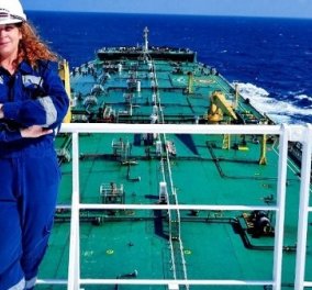 Topwoman η Τζίνα Δαρσακλή: Η 32χρονη υποπλοίαρχος διοικεί 8 χρόνια το καράβι κόντρα σε φουρτούνες & νοσταλγία (φωτό)