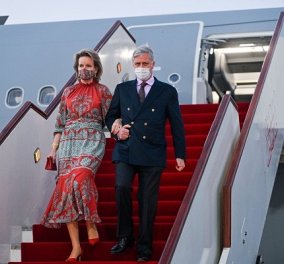 Τα stylish outfits της βασίλισσας Ματθίλδης του Βελγίου: Η επίσημη επίσκεψη στο Ομάν (φωτό & βίντεο)