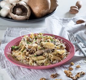 Ντίνα Νικολάου: Πένες με μανιτάρια και καρύδια - ένα πιάτο που συνδυάζει σπουδαία διατροφικά συστατικά 