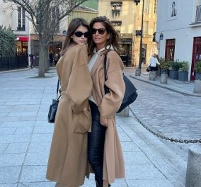 Cindy Crawford - Kaia Gerber: Μαμά & κόρη στο Παρίσι! - βόλτα στην Πόλη του Φωτός με ασορτί παλτό (φωτό)