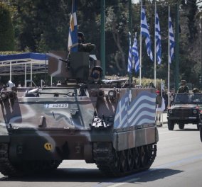 25η Μαρτίου: Ολοκληρώθηκε η στρατιωτική παρέλαση στο κέντρο της Αθήνας - Για πρώτη φορά Rafale, στον αττικό ουρανό (φωτό) 