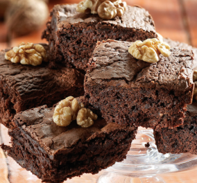 Αργυρώ Μπαρμπαρίγου: Vegan σοκολατένιο γλυκό - Ο πιο γλυκός πειρασμός της νηστείας 