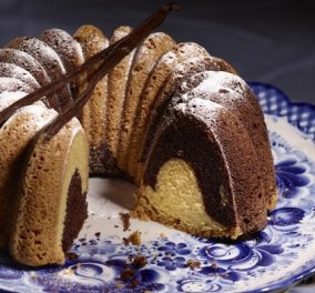 Στέλιος Παρλιάρος: Εντυπωσιακό και λαχταριστό Marble cake με ξύσμα λεμονιού και σοκολάτα