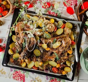 Μια γιορτινή συνταγή από τη Ντίνα Νικολάου - Κατσικάκι πασχαλινό πετιμεζάτο με πατάτες και κρεμμύδια