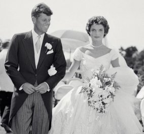 Vintage φωτό και βίντεο: Η εκθαμβωτική νύφη Τζάκι Κένεντι στο πλάι του προέδρου των ΗΠΑ Τζον 