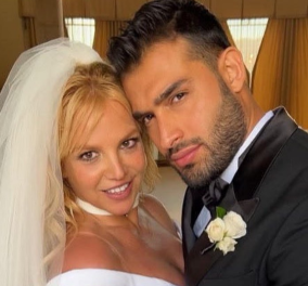 Γάμος Britney Spears - Sam Asghari: Αυτή είναι η πρώτη φωτό του ευτυχισμένο ζευγαριού - Ιδού και το νυφικό Versace