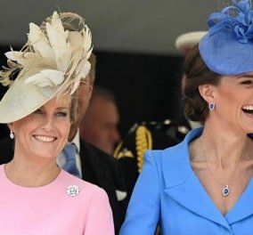 Το μπλε coat dress της Κέιτ Μίντλετον, το ροζ Valentino φόρεμα της κόμισσας Σοφί - κομψές οι Βρετανίδες royals (φωτό)