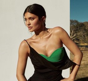 Kylie Jenner: Δείτε την με μαγιό που «απελευθερώνει» τις ρώγες του στήθους - Το προκλητικό - πλην κιτς - design (φωτό)