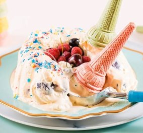 Ντίνα Νικολάου: Παγωτό κασσάτα σεμιφρέντο με φρέσκα και ζαχαρωμένα φρούτα - ότι πιο λαχταριστό!