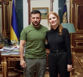 Η Jessica Chastain στην Ουκρανία στο πλευρό του Zelensky – ο πόλεμος με τη Ρωσία και η παρέλαση των αστέρων του Χόλιγουντ (φωτό & βίντεο)