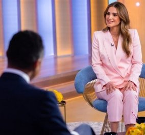 Σούπερ σταρ η βασίλισσα Ράνια της Ιορδανίας: Καλεσμένη πάλι σε κανάλι με ροζ κουφετί κοστούμι - μιλάει άνετα σαν anchorwoman (φωτό & βίντεο)