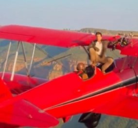 Τομ Κρουζ: Κόβει την ανάσα το βίντεο με τον ίδιο όρθιο στο φτερό αεροπλάνου εν ώρα πτήσης (βίντεο)