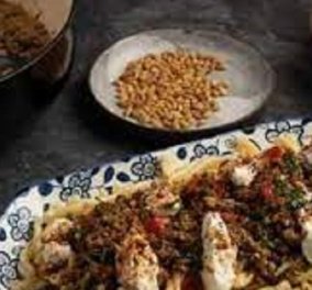 Γιάννης Λουκάκος: Πλεξούδες με μοσχαρίσιο κιμά και σάλτσα γιαουρτιού - ένα πιάτο που θα σας ξετρελάνει (βίντεο)