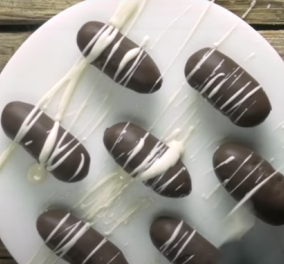 Άκης Πετρετζίκης: Τρουφάκια καρύδας  - Το γλυκό που λατρεύουν μικροί και μεγάλοι (βίντεο)